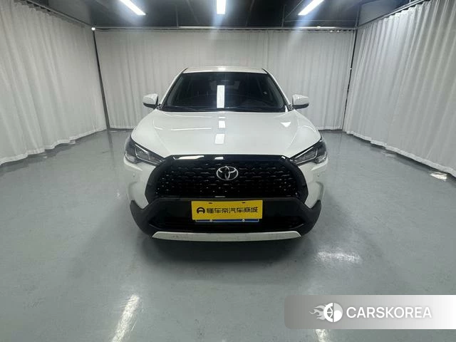 Toyota Corolla 2024 Белый из Китая, фото 4