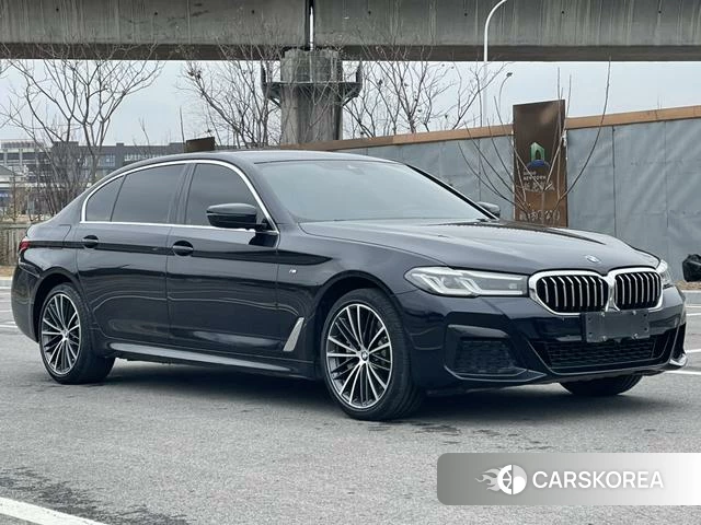 BMW 5 series 2021 Черный из Китая, фото 4