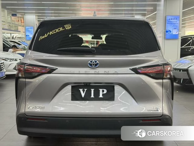Toyota Sienna 2023 Другой из Китая, фото 4