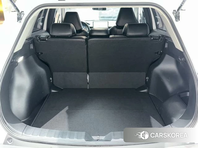 Toyota Corolla 2024 Белый из Китая, фото 4