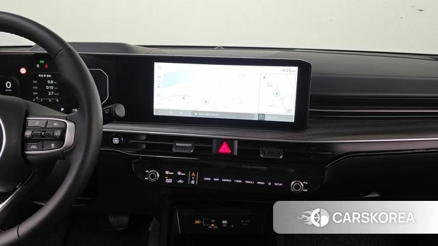 Kia The New K5 3rd generation 2025 Белый из Кореи, фото 4