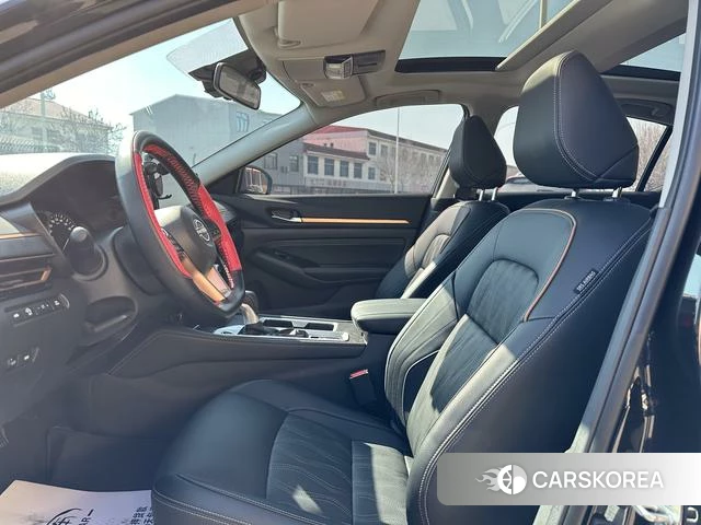 Nissan Altima 2025 Черный из Китая, фото 4