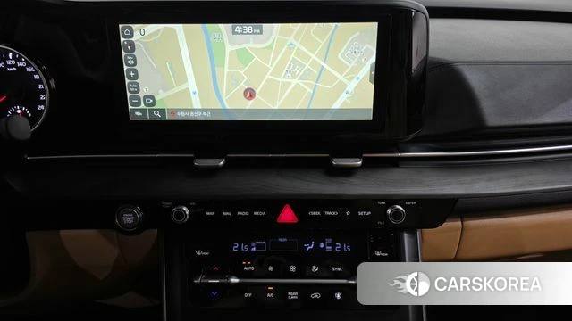 Kia Carnival 4th generation 2022 Белый из Кореи, фото 4