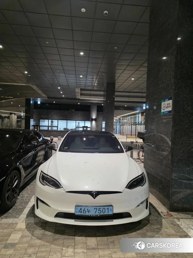 Tesla Model S 2023 Белый из Кореи, фото 4