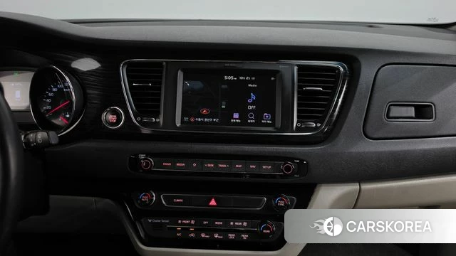 Kia The New Carnival 2020 Серый из Кореи, фото 4