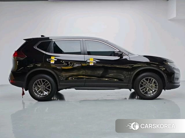 Nissan X-Trail 2025 Черный из Китая, фото 4