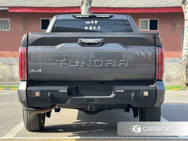 Toyota Tundra 2022 Черный из Китая, фото 4