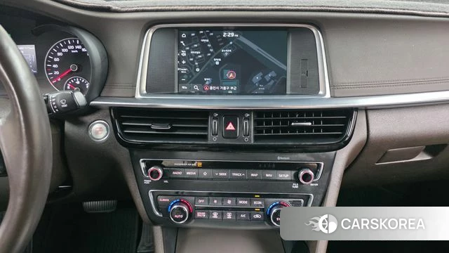 Kia The New K5 Hybrid 2nd generation 2019 Белый из Кореи, фото 4