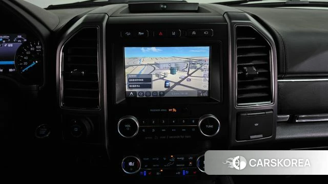 Ford Expeditation 2021 Белый из Кореи, фото 4