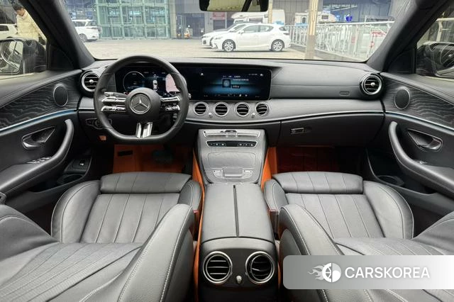 Mercedes-Benz E-Class 2022 Черный из Китая, фото 4