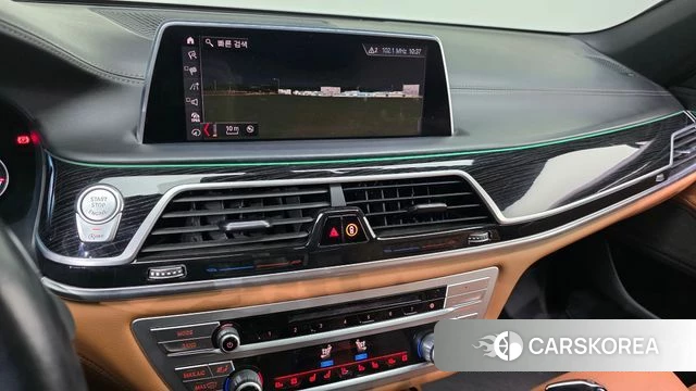 BMW 7 Series (G11) 2019 Черный из Кореи, фото 4
