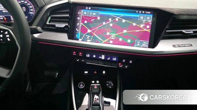 Audi Q4 e-Tron (F4) 2025 Черный из Кореи, фото 4