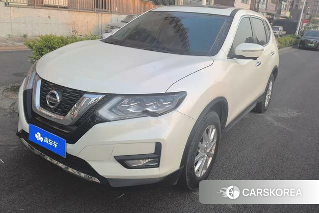 Nissan X-Trail 2021 Белый из Китая, фото 4