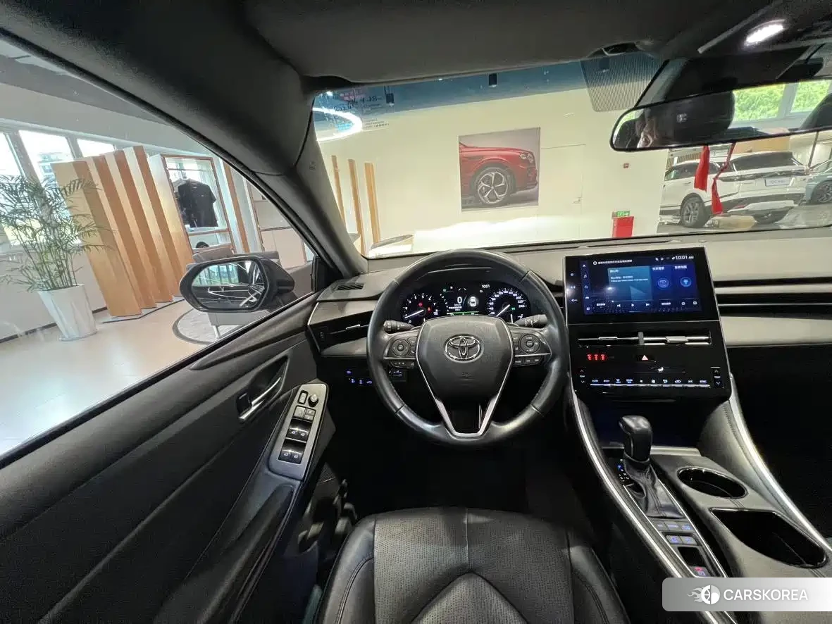 Toyota Avalon 2023 Черный из Китая, фото 4