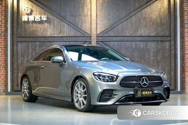 Mercedes-Benz E-Class 2023 Серебристо-серый из Китая, фото 4