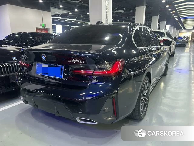 BMW 3 series 2023 Черный из Китая, фото 4