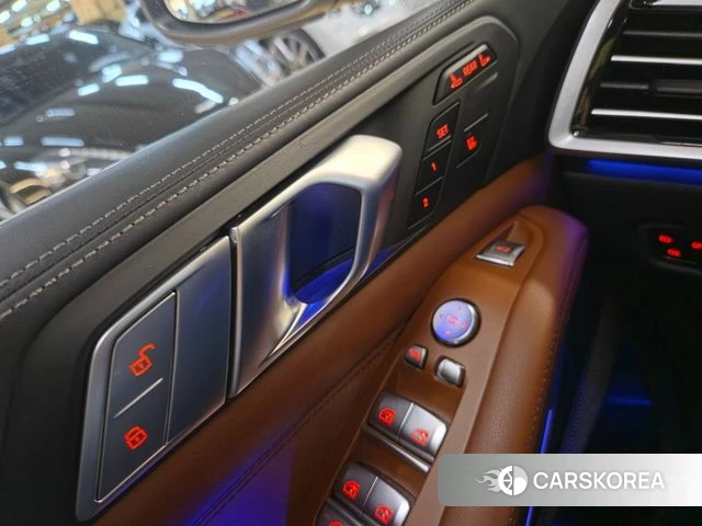 BMW X7 (G07) 2021 Белый из Кореи, фото 5