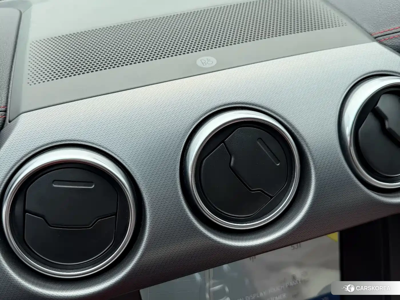 Ford Mustang 2026 Silver/gray из Китая, фото 4