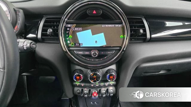 Mini Cooper 2019 Жемчужный цвет из Кореи, фото 4