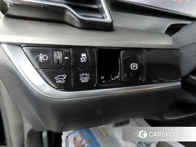 Kia Sportage 5th Generation Hybrid 2024 Черный из Кореи, фото 4