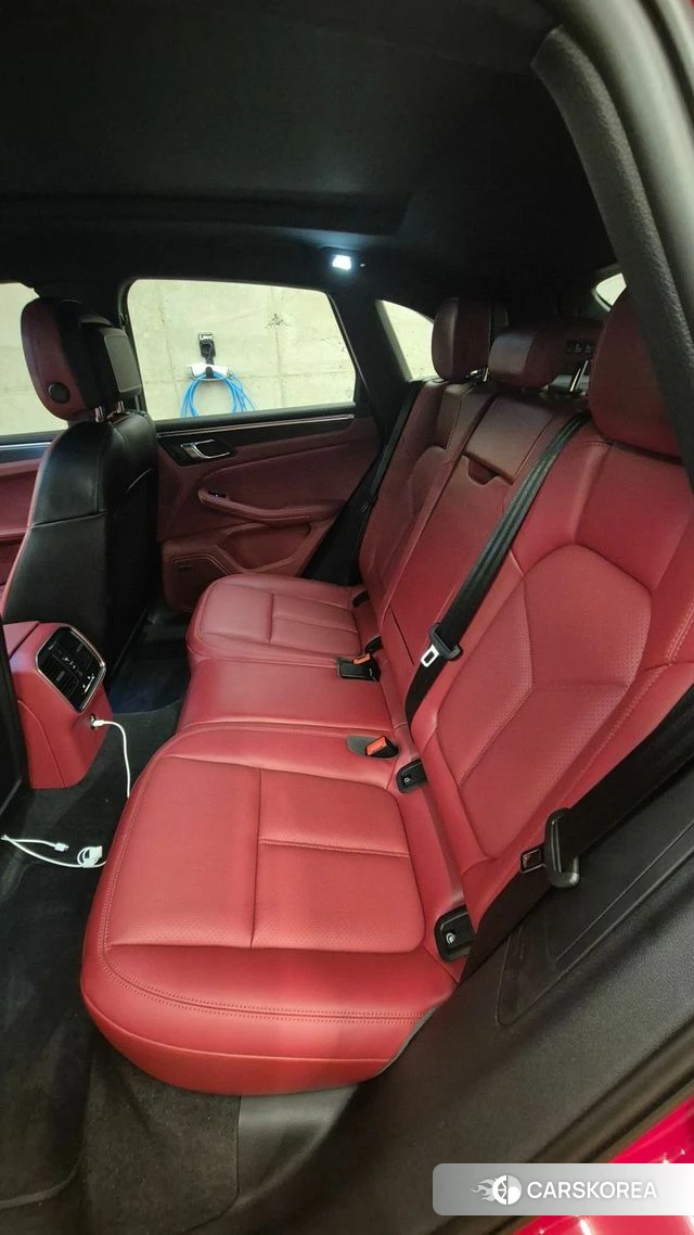 Porsche Macan 2023 Красный из Кореи, фото 4