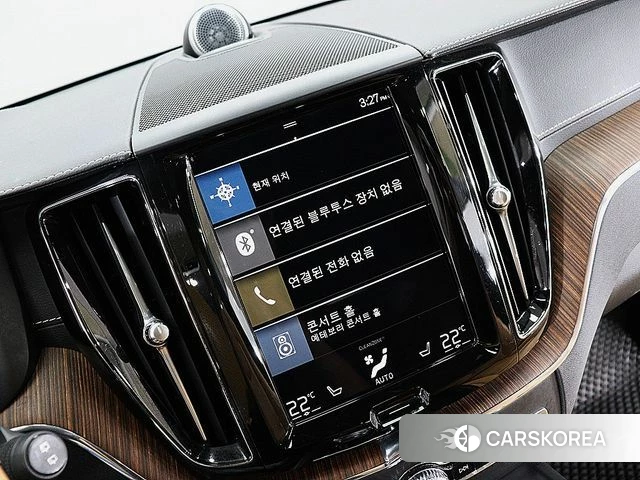 Volvo XC60 second Generation 2021 Белый из Кореи, фото 4