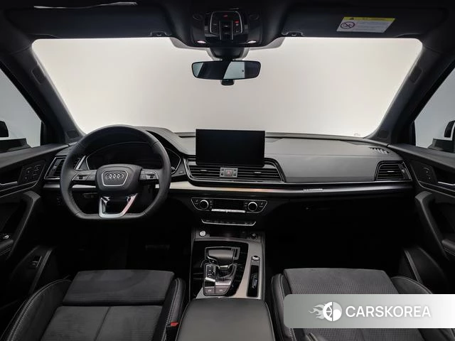 Audi Q5L 2022 Белый из Китая, фото 4