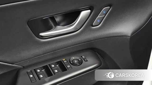 Hyundai Kona (SX2) 2024 Белый из Кореи, фото 4