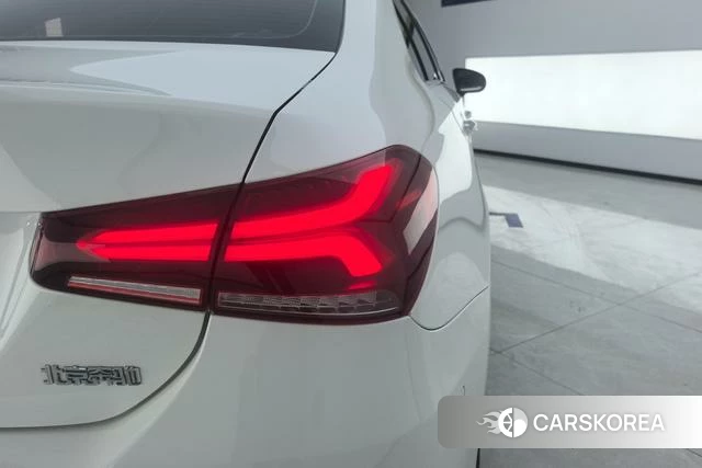 Mercedes-Benz A-Class 2021 Белый из Китая, фото 4