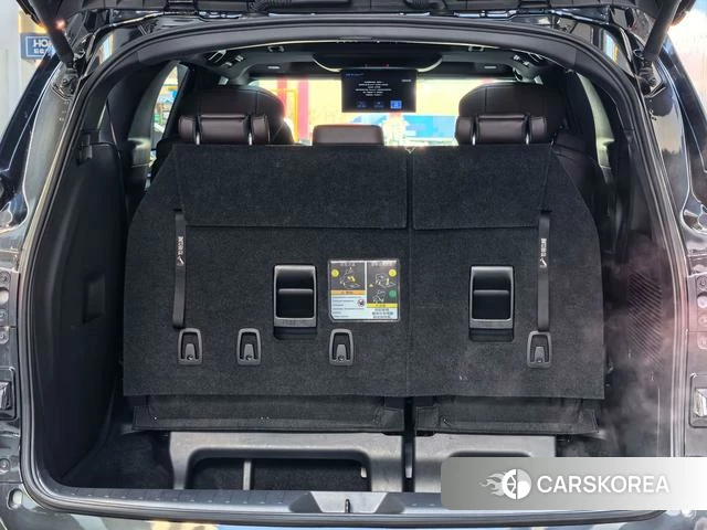 Toyota Sienna 2023 Черный из Китая, фото 4
