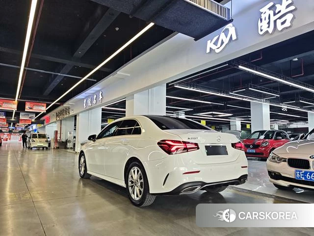 Mercedes-Benz A-Class 2022 Белый из Китая, фото 4