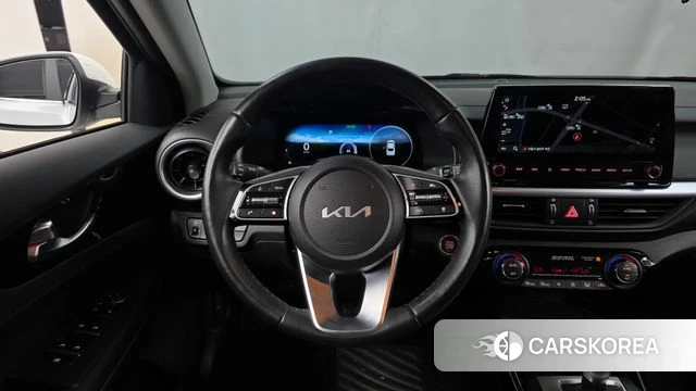 Kia The New K3 2nd generation 2022 Белый из Кореи, фото 4