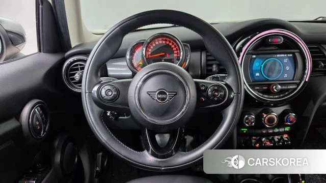 Mini Cooper 2020 Жемчужный цвет из Кореи, фото 4