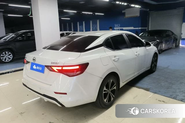 Nissan Sylphy 2023 Белый из Китая, фото 4