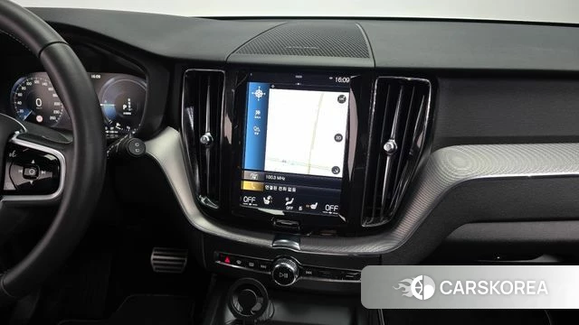 Volvo XC60 second Generation 2020 Белый из Кореи, фото 4