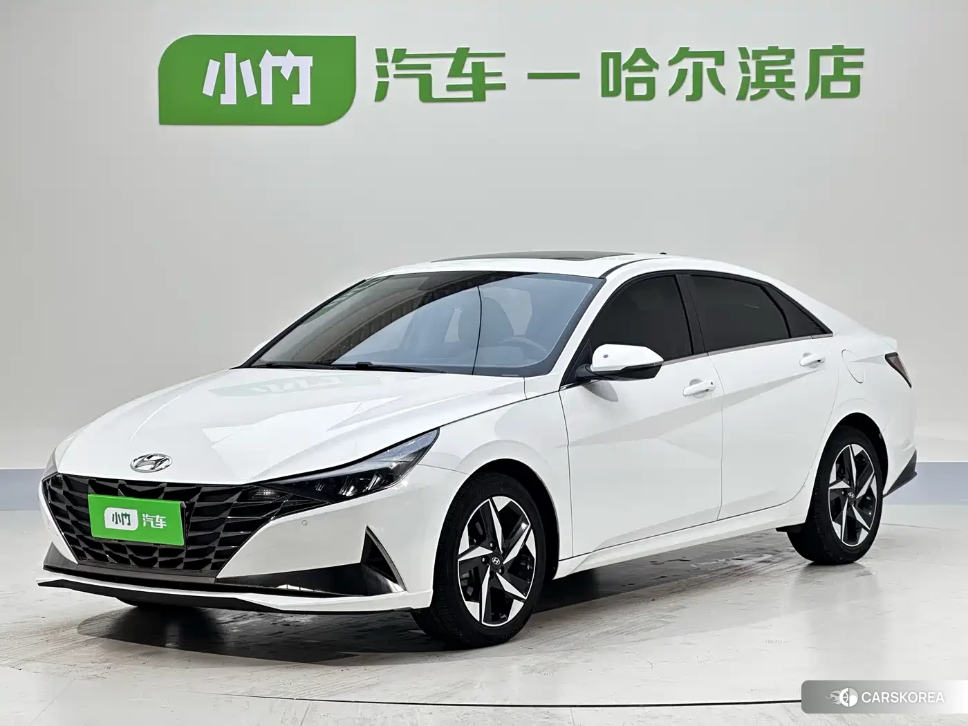 Hyundai Elantra 2022 Белый из Китая, фото 4