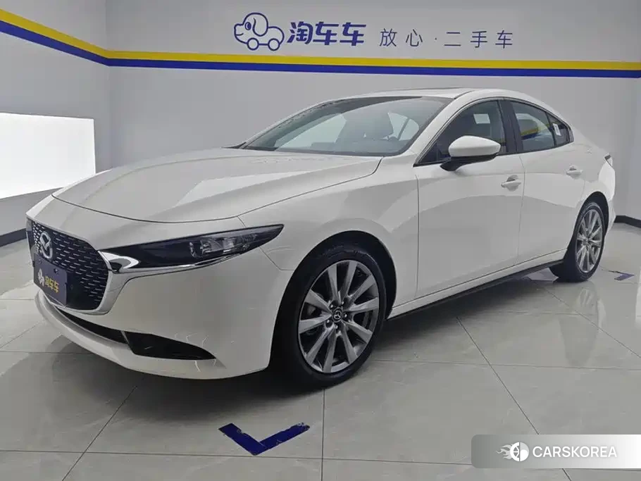 Mazda 3 2026 Белый из Китая, фото 4