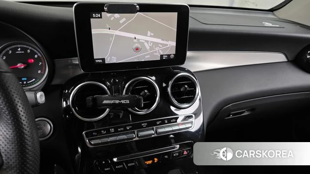 Mercedes-Benz GLC-Class X253 2018 Белый из Кореи, фото 4