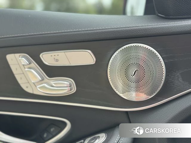 Mercedes-Benz C-class 2021 Белый из Китая, фото 4