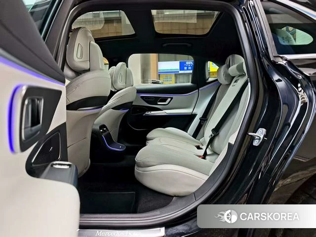 Mercedes-Benz E-Class 2025 Черный из Китая, фото 4