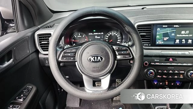 Kia Sportage The Bold 2021 Серебристо-серый из Кореи, фото 4