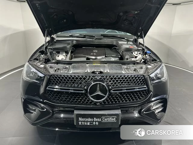 Mercedes-Benz GLE 2024 Черный из Китая, фото 4