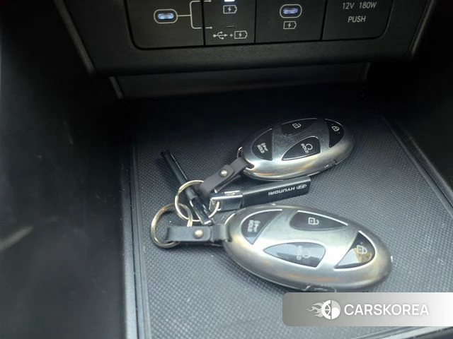 Hyundai Sonata D Edge (DN8) 2023 Белый из Кореи, фото 4