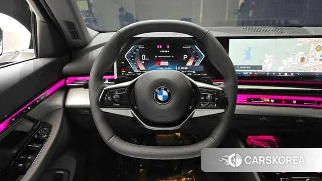 BMW 5 Series (G60) 2026 Белый из Кореи, фото 4