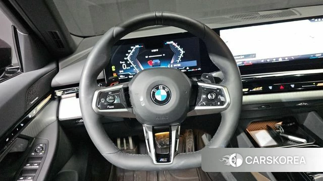 BMW 5 Series (G60) 2024 Черный из Кореи, фото 4
