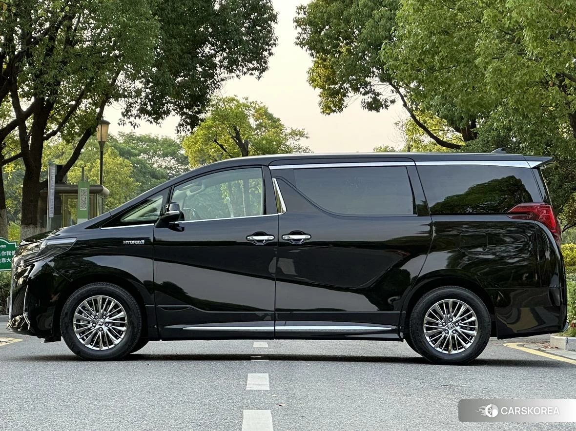 Toyota Alphard 2020 Черный из Китая, фото 4
