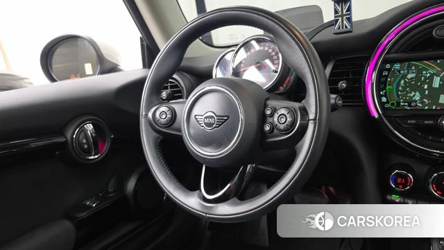 Mini Cooper 2018 Темно-зеленый из Кореи, фото 4