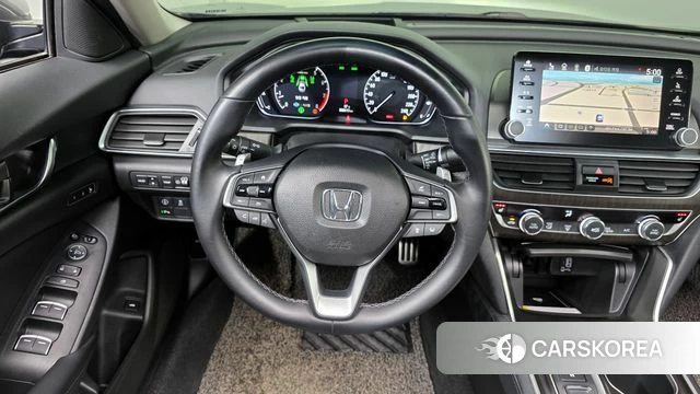 Honda Accord 10th Generation 2018 Серебристо-серый из Кореи, фото 4