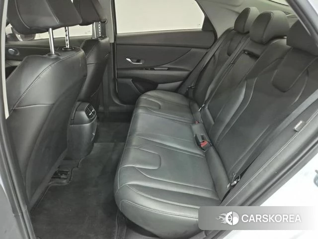 Hyundai The New Avante Hybrid (CN7) 2023 Белый из Кореи, фото 4