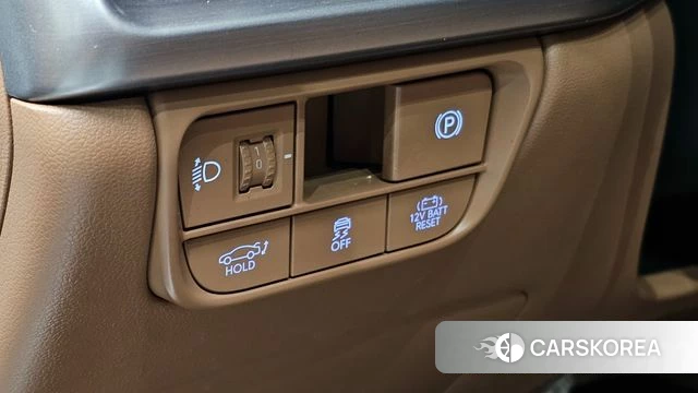 Hyundai Grandeur Hybrid (GN7) 2023 Белый из Кореи, фото 4